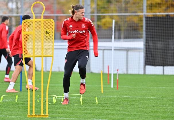 22 10 2025 Soccer 2 Soccer Bundesliga Season 2025 2026 1 FC Nürnberg Nuernberg FCN Club Training Sportfoto Zink xwoxzix Artem Stepanov 11, 1 FC Nürnberg FCN