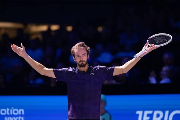 Daniil Medvedev, Daniil Medvedev cheers after winning a point, emotion, joy Tennis ERSTE BANK OPEN 2025 ATP 500 Stadthalle Vienna Austria 22 October 2025 Daniil Medvedev Tennis ERSTE BANK OPEN 2025 ATP 500 Stadthalle Vienna Austria 22 October 2025 Copyright: xJuergenxHasenkopfx