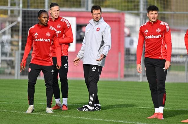 22 10 2025 Soccer 2 Soccer Bundesliga Season 2025 2026 1 FC Nürnberg Nuernberg FCN Club Training Sportfoto Zink xwoxzix from left Mohamed Ali Zoma 23, 1 FC Nürnberg FCN Artem Stepanov 11, 1 FC Nürnberg FCN Semir Telalovic 9, 1 FC Nürnberg FCN