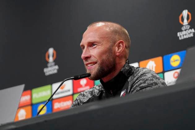 Mike van der Hoorn FC Utrecht, 03 , FC Utrecht press conference ahead of the third Europa League match in the league phase, Press conference, Germany, Football, UEFA Europa League, Matchday 3, 2025 2026, SC Freiburg vs FC Utrecht, 22 10 2025, FC Utrecht press conference ahead of the third Europa League match in the league phase, Press conference, Europa Park Stadion, Freiburg, Germany Freiburg Europa Park Stadion Baden Württemberg Germany Copyright: xArnexAmbergx