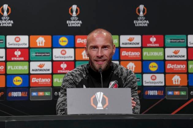 Mike van der Hoorn FC Utrecht, 03 , FC Utrecht press conference ahead of the third Europa League match in the league phase, Press conference, Germany, Football, UEFA Europa League, Matchday 3, 2025 2026, SC Freiburg vs FC Utrecht, 22 10 2025, FC Utrecht press conference ahead of the third Europa League match in the league phase, Press conference, Europa Park Stadion, Freiburg, Germany Freiburg Europa Park Stadion Baden Württemberg Germany Copyright: xArnexAmbergx