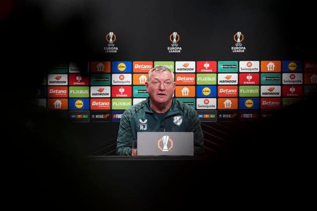 Ron Jans FC Utrecht, Head Coach , FC Utrecht press conference ahead of the third Europa League match in the league phase, Press conference, Germany, Football, UEFA Europa League, Matchday 3, 2025 2026, SC Freiburg vs FC Utrecht, 22 10 2025, FC Utrecht press conference ahead of the third Europa League match in the league phase, Press conference, Europa Park Stadion, Freiburg, Germany Freiburg Europa Park Stadion Baden Württemberg Germany Copyright: xArnexAmbergx