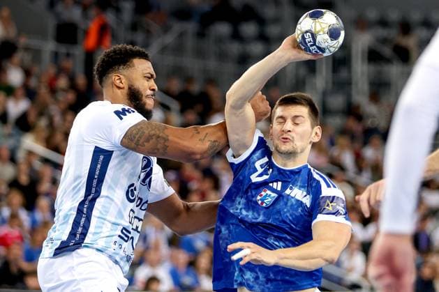 HC Zagreb v OTP Bank Pick Szeged: EHF Champions League Aleks Kavcic of HC Zagreb shoots whilst under pressure from Jeremy Toto of Pick Szeged during the Men s EHF Champions League group B match between HC Zagreb and OTP Bank Pick Szeged at Arena Zagreb on October 22, 2025. in Zagreb, Croatia.  IgorxKralj PIXSELL