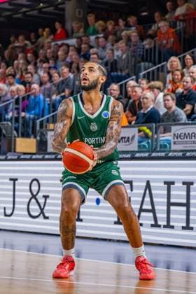 Basketball FIBA Europe Cup, Season 2025 2026, Men, Main Round, Group Stage, 2 Matchday, 22 10 2025, RASTA Vechta Sporting CP Lisabon Claude Robinson 7 Sporting CP at Jumpshot Vechta RASTA Dome Niedersachsen Germany