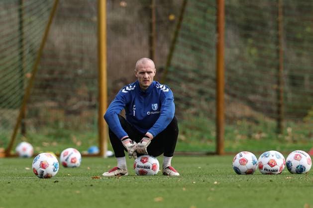 Goalkeeper Dominik Reimann 1 FC Magdeburg,1 2 Soccer Bundesliga Season 2025 2026 Training 1 FC Magdeburg at the Avnet Arena in Magdeburg Soccer,Man,Men,Germany,22 10 2025