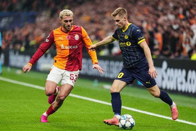 Galatasaray v Bodo Glimt - UEFA Champions League ISTANBUL, TURKIYE - OCTOBER 22: Baris Alper Yilmaz of Galatasaray competes against Hakon Evjen (20) of Bodo Glimt during the UEFA Champions League third-week football match between Galatasaray and Bodo Glimt at RAMS Park in Istanbul, Turkiye on October 22, 2025. Bunyamin Celik Anadolu Istanbul Turkey. Editorial use only. Please get in touch for any other usage.  Copyright: x2025xAnadoluxBunyaminxCelikx