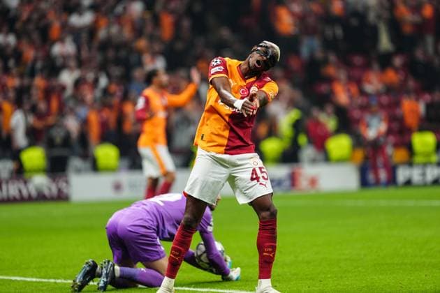 Galatasaray v Bodo Glimt - UEFA Champions League ISTANBUL, TURKIYE - OCTOBER 22: Victor Osimhen of Galatasaray reacts during the UEFA Champions League third-week football match between Galatasaray and Bodo Glimt at RAMS Park in Istanbul, Turkiye on October 22, 2025. Bunyamin Celik Anadolu Istanbul Turkey. Editorial use only. Please get in touch for any other usage.  Copyright: x2025xAnadoluxBunyaminxCelikx