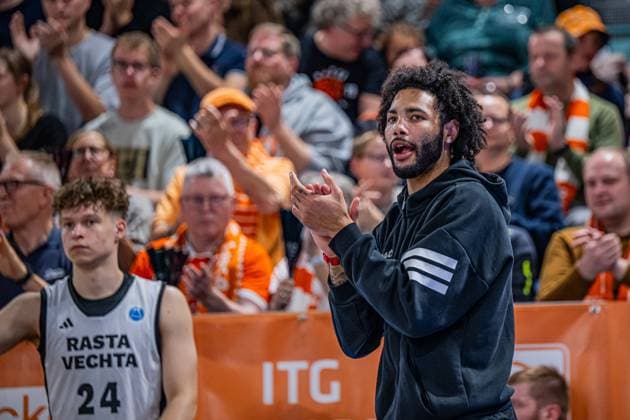 Basketball FIBA Europe Cup, Season 2025 2026, Men, Main round, Group stage, 2 Matchday, 22 10 2025, RASTA Vechta Sporting CP Lisabon Tevin Brown 10 RASTA Vechta during the game Vechta RASTA Dome Lower Saxony Germany