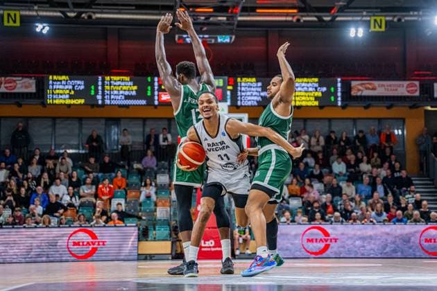 Basketball FIBA Europe Cup, Season 2025 2026, Men, Main round, Group stage, 2 Matchday, 22 10 2025, RASTA Vechta Sporting CP Lisabon Alonzo Verge 11 RASTA Vechta in action Vechta RASTA Dome Lower Saxony Germany