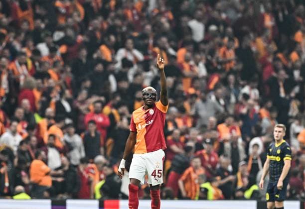 Galatasaray v Bodo Glimt - UEFA Champions League ISTANBUL, TURKIYE - OCTOBER 22: Victor Osimhen (45) of Galatasaray in action during the UEFA Champions League third-week football match between Galatasaray and Bodo Glimt at RAMS Park in Istanbul, Turkiye on October 22, 2025. Elif Öztürk Anadolu Istanbul Turkey. Editorial use only. Please get in touch for any other usage.  Copyright: x2025xAnadoluxElifxÖztürkx