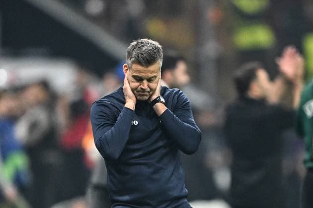 Galatasaray v Bodo Glimt - UEFA Champions League ISTANBUL, TURKIYE - OCTOBER 22: Head coach of Bodo Glimt saddens during the UEFA Champions League third-week football match between Galatasaray and Bodo Glimt at RAMS Park in Istanbul, Turkiye on October 22, 2025. Cem Tekkesinoglu Anadolu Istanbul Turkey. Editorial use only. Please get in touch for any other usage.  Copyright: x2025xAnadoluxCemxTekkesinoglux