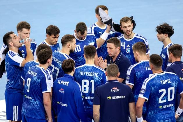 HC Zagreb v OTP Bank Pick Szeged: EHF Champions League Team HC Zagreb during time-out during the Men s EHF Champions League group B match between HC Zagreb and OTP Bank Pick Szeged at Arena Zagreb on October 22, 2025. in Zagreb, Croatia.  IgorxKralj PIXSELL
