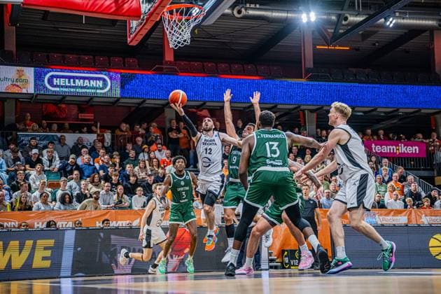 Basketball FIBA Europe Cup, Season 2025 2026, Men, Main round, Group stage, 2 Matchday, 22 10 2025, RASTA Vechta Sporting CP Lisabon Tommy Kuhse 12 RASTA Vechta at basketball Vechta RASTA Dome Lower Saxony Germany