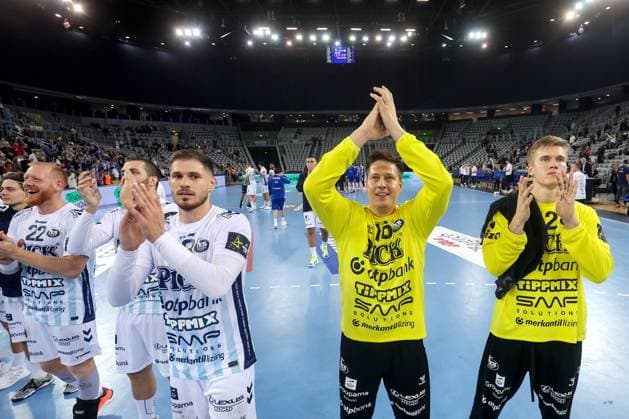 HC Zagreb v OTP Bank Pick Szeged: EHF Champions League Jim Gottfridsson, Mario Sostaric, Marin Jelinic, Roland Mikler and Tobias Thulin of Pick Szeget celebrate a victory during the Men s EHF Champions League group B match between HC Zagreb and OTP Bank Pick Szeged at Arena Zagreb on October 22, 2025. in Zagreb, Croatia.  IgorxKralj PIXSELL