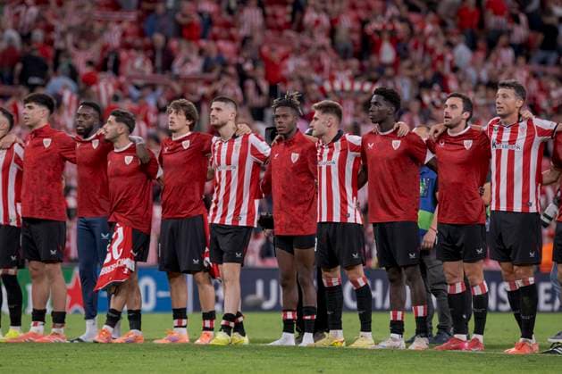 UEFA Champions League Athletic Club vs Qarabag FK Players of Athletic Club celebrate winning tha match during Champions League 2025 26 League phase match between Athletic Club and Qarabag FK at San mames stadium. Bilbo (Basque Country). October 22, 2025. (Gari Garaialde Bostok Photo) Bilbao Bizkaia Spain Editorial Use Only  Copyright: xGarikoitzxGaraialdex xBostokxPhotox Bostok Photo GarixGaraialdex GG2510220881