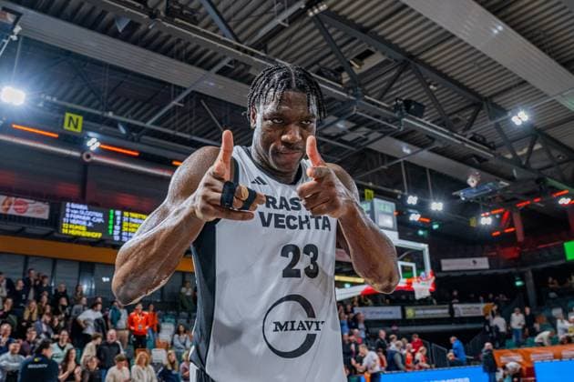 Basketball FIBA Europe Cup, Season 2025 2026, Men, Main Round, Group Stage, 2 Matchday, 22 10 2025, RASTA Vechta Sporting CP Lisabon Malcolm Dandridge 23 RASTA Vechta after the match Vechta RASTA Dome Niedersachsen Germany