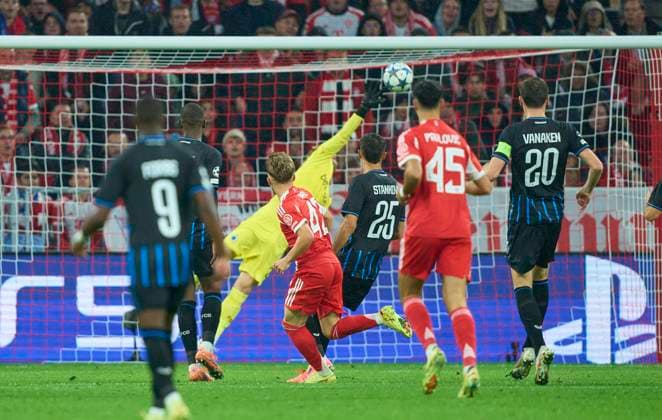 Lennart Karl of FC Bayern München scores, shoots goal , Tor, Treffer, Torschuss, 1-0 in the League Phase Matchday 3 match FC BAYERN MUENCHEN - CLUB BRÜGGE of football UEFA Champions League 2025 26 in Allianz Arena Munich, October 22, 2025 , FCB, München, Brugge
