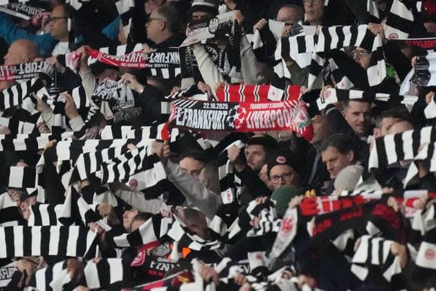 Fans of Eintracht Frankfurt Frankfurt 22 10 2025 Eintracht Frankfurt vs FC Liverpool, Deutsche Bank Park, UEFA Champions League