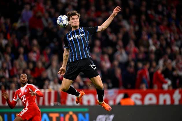 Bayern Munchen v Club Brugge - UEFA Champions League MUNICH, GERMANY - OCTOBER 22 : Meijer Bjorn defender of Club Brugge jumping up to reach the ball during the UEFA Champions League 2025 26 League Phase MD3 match between Bayern Munchen and Club Brugge on October 22, 2025 in Munich, Germany, 22 10 2025 Munich Germany  Copyright: xTomasxSiskx