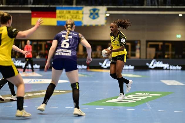 Handball I Women I Season 2025 2026 I 1 HBF I 6 Matchday I Buxtehuder SV Borussia Dortmund I 22 10 2025 Deborah Lassource 22, Borussia Dortmund Buxtehude Halle Nord Niedersachsen Germany Copyright: xLobeca FelixxSchlikisx