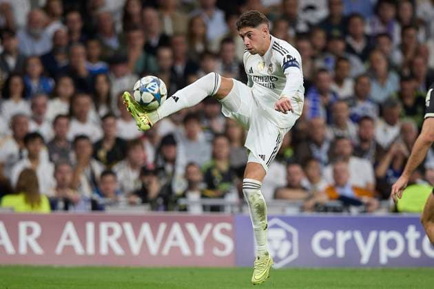 Federico Valverde (Real Madrid CF) controls the ball during the UEFA Champions League 2025 26 League Phase MD3 match between Real Madrid C.F. v Juventus at Estadio Santiago Bernabeu on October 22, 2025 in Madrid, Spain. (Photo by Manu Reino DeFodi Images) Federico Valverde Real Madrid CF controls the ball during the UEFA Champions League 2025 26 League Phase MD3 match between Real Madrid C F v Juventus at Estadio Santiago Bernabeu on October 22, 2025 in Madrid, Spain Photo by Manu Reino DeFodi Images