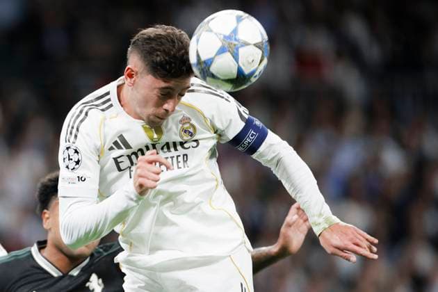 UEFA champions league - Real Madrid vs Juventus MADRID, SPAIN - October 22:Federico Valverde of Real Madrid in action during the UEFA champions league 2025 26 match between Real Madrid and Juventus at Santiago Bernabeu Stadium. (Photo by Guille Martinez f22photo) Madrid Santiago Bernabeu Stadium Spain Copyright: xGuillermoxMartinezx