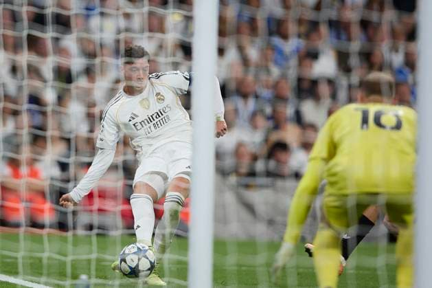 Federico Valverde (Real Madrid CF) controls the ball during the UEFA Champions League 2025 26 League Phase MD3 match between Real Madrid C.F. v Juventus at Estadio Santiago Bernabeu on October 22, 2025 in Madrid, Spain. (Photo by Manu Reino DeFodi Images) Federico Valverde Real Madrid CF controls the ball during the UEFA Champions League 2025 26 League Phase MD3 match between Real Madrid C F v Juventus at Estadio Santiago Bernabeu on October 22, 2025 in Madrid, Spain Photo by Manu Reino DeFodi Images