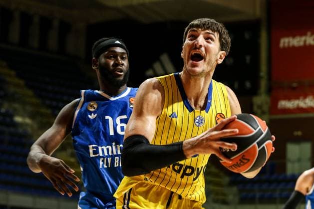 Maccabi Tel Aviv v Real Madrid - Turkish Airlines EuroLeague BELGRADE, SERBIA - OCTOBER 22: Roman Sorkin of Maccabi Tel Aviv in action during Turkish Airlines EuroLeague basketball match between Maccabi Tel Aviv and Real Madrid at Aleksandar Nikolic Hall in Belgrade, Serbia on October 22, 2025. Filip Stevanovic Anadolu Belgrade Serbia. Editorial use only. Please get in touch for any other usage.  Copyright: x2025xAnadoluxFilipxStevanovicx