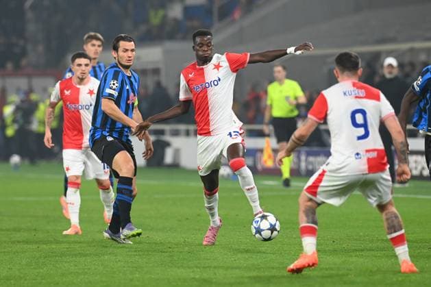Youssoupha Mbodji (slavia praga) in action during Atalanta BC vs SK Slavia Praha, UEFA Champions League football match in Bergamo, Italy, October 22 2025  Copyright: xGianlucaxRicci IPAxSportx xipa-agency.netx xx IPA_66944853 IPA_Agency_IPA66944853