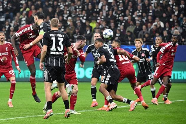 22 10 2025, xjhx, Fussball UEFA Champions League, Eintracht Frankfurt FC Liverpool v l Ibrahima Konate FC Liverpool Torschuetze, erzielt das Tor, Treffer, scores the goal 1 3 DFL DFB REGULATIONS PROHIBIT ANY USE OF PHOTOGRAPHS as IMAGE SEQUENCES and or QUASI VIDEO Frankfurt am Main