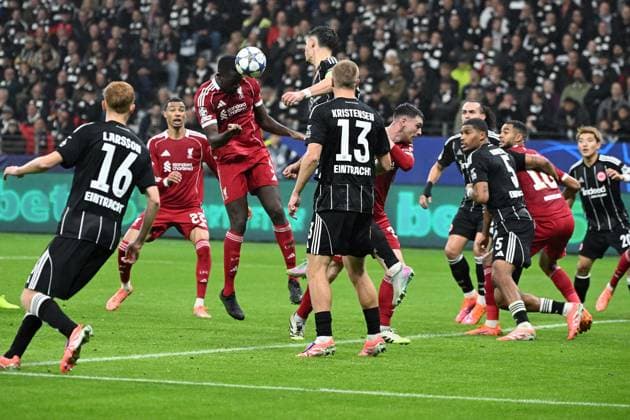 22 10 2025, xjhx, Fussball UEFA Champions League, Eintracht Frankfurt FC Liverpool v l Ibrahima Konate FC Liverpool Torschuetze, erzielt das Tor, Treffer, scores the goal 1 3 DFL DFB REGULATIONS PROHIBIT ANY USE OF PHOTOGRAPHS as IMAGE SEQUENCES and or QUASI VIDEO Frankfurt am Main