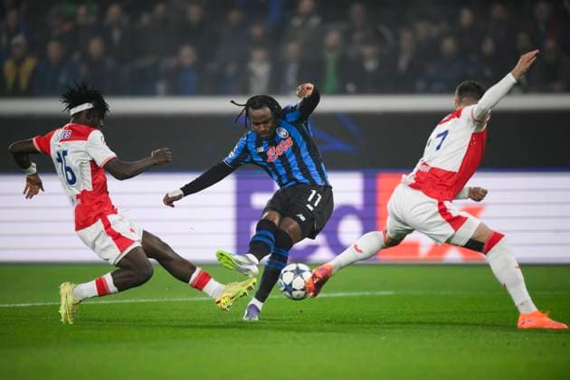 Atalanta BC v SK Slavia Praha - UEFA Champions League Ademola Lookman of Atalanta BC kicks the ball during the UEFA Champions League 2025 26 league phase football match between Atalanta BC and SK Slavia Praha. Bergamo Italy Copyright: xNicolòxCampox