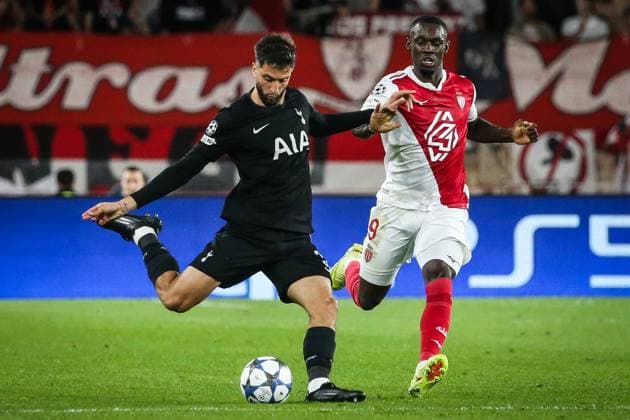 October 22, 2025, Monaco, Monaco, Monaco: Rodrigo BENTANCUR of Tottenham Hotspur and Folarin BALOGUN of Monaco during the UEFA Champions League, League Phase MD3 match between AS Monaco and Tottenham Hotspur at Louis II Stadium on October 22, 2025 in Monaco, Monaco. Monaco Monaco - ZUMAm308 20251022_zsp_m308_011 Copyright: xMatthieuxMirvillex