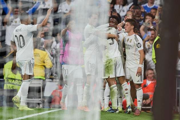 Jude Bellingham (Real Madrid CF) celebrates after scoring his team?s first goal with team mates during the UEFA Champions League 2025 26 League Phase MD3 match between Real Madrid C.F. v Juventus at Estadio Santiago Bernabeu on October 22, 2025 in Madrid, Spain. (Photo by Manu Reino DeFodi Images) Jude Bellingham Real Madrid CF celebrates after scoring his team?s first goal with team mates during the UEFA Champions League 2025 26 League Phase MD3 match between Real Madrid C F v Juventus at Estadio Santiago Bernabeu on October 22, 2025 in Madrid, Spain Photo by Manu Reino DeFodi Images