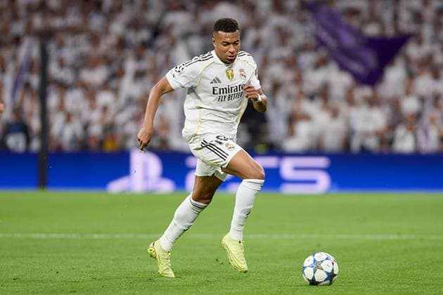Kylian Mbappe of Real Madrid CF Real Madrid v Juventus, UEFA Champions League, Football, Estadio Santiago Bernabeu, Madrid, Spain - 22 Oct 2025Madrid Estadio Santiago Bernabu Spain EDITORIAL USE ONLY No use with unauthorised audio, video, data, fixture lists, club league logos or live services. Online in-match use limited to 120 images, no video emulation. No use in betting, games or single club league player publications.  Copyright: xRubenxAlbarran Shutterstockx 15564869cc