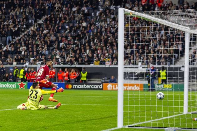 Football - UEFA Champions League - League Phase - Eintracht Frankfurt v Liverpool FC FRANKFURT, GERMANY - Wednesday, October 22, 2025: Liverpool s Cody Gakpo scores the fourth goal during the UEFA Champions League match between Eintracht Frankfurt and Liverpool FC at the Waldstadion. (Photo by David Rawcliffe Propaganda) FRANKFURT Waldstadion HESSE GERMANY  Copyright: xDavidxRawcliffex P2025-10-22-Frankfurt_Liverpool-83