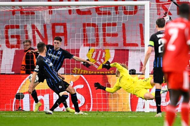 Bayern Munchen v Club Brugge - UEFA Champions League MUNICH, GERMANY - OCTOBER 22 : Spileers Jorne defender of Club Brugge saves an opportunity during the UEFA Champions League 2025 26 League Phase MD3 match between Bayern Munchen and Club Brugge on October 22, 2025 in Munich, Germany, 22 10 2025 Munich Germany  Copyright: xTomasxSiskx