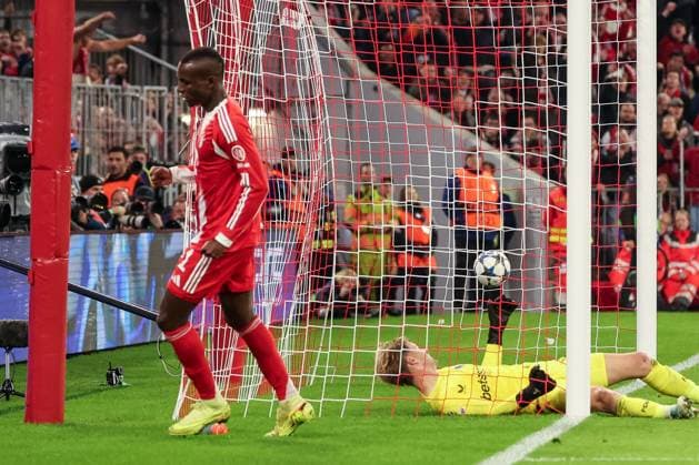 Nicolas Jackson 11 FC Bayern Muenchen with the 4 0, Nordin Jackers 29 Club Brugge is beaten, FC Bayern Muenchen vs Club Brugge, Football, Men, UEFA Champions League, Season 2025 2026, Allianz Arena, Matchday 3, 22 10 2025 Muenchen Bayern Germany Copyright: xkolbert-press MartinxAgüerax