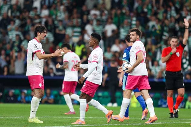 Sporting CP v Olympique de Marseille - UEFA Champions League 2025 2026 Extremo direito mocambicano do Sporting CP Geny Catamo 10 celebra golo com Extremo direito portugues do Sporting CP Francisco Trincao 17 (revisto por VAR) durante a partida entre Sporting CP v Olympique de Marseille, valida pela fase de grupos da UEFA Champions League 2025 2026, no Estadio Jose Alvalade, Portugal (Foto de Diogo Faria Reis Avant Sports) Lisboa Estadio Jose Alvalade Portugal Copyright: xDiogoxFariaxReis AvantxSportsx