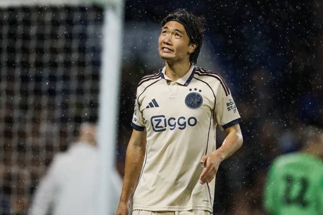 LONDON - Ko Itakura of Ajax during the UEFA Champions League match between Chelsea FC and AFC Ajax at Stamford Bridge on October 22, 2025, in London, United Kingdom. ANP MAURICE VAN STEEN UEFA Champions League 2025-2026 xVIxANPxSportx xxANPxIVx 539997128 originalFilename: 539997128.jpg