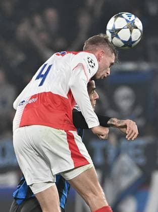 Atalanta v Slavia Prague - UEFA Champions League BERGAMO, ITALY, OCTOBER 22: Slavia Prague s Defender David Zima head the ball during the League phase UEFA Champions League football match between Atalanta and Slavia Prague at the Bergamo Stadium in Bergamo, Italy, on October 22, 2025. Isabella Bonotto Anadolu Bergamo Italy. Editorial use only. Please get in touch for any other usage.  Copyright: x2025xAnadoluxIsabellaxBonottox