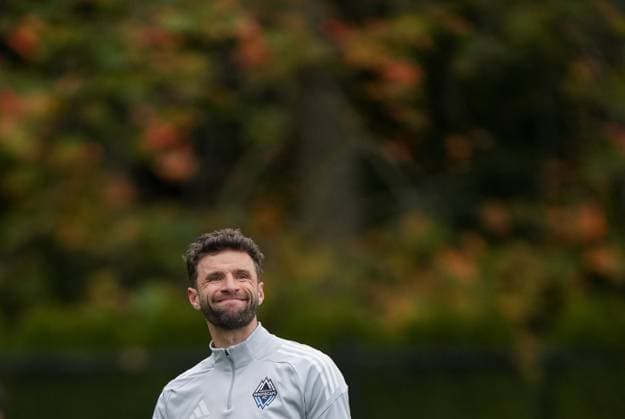October 22, 2025, Vancouver, Bc, CANADA: Vancouver Whitecaps Thomas Muller looks on during MLS, Fussball Herren, USA soccer practice, in Vancouver, on Wednesday, Oct. 22, 2025. The Whitecaps will start their post-season run Sunday when they begin a best-of-three first-round series against FC Dallas in Vancouver. Canada News - October 22, 2025  - ZUMAc35_ 20251022_zaf_c35_052 Copyright: xDarrylxDyckx