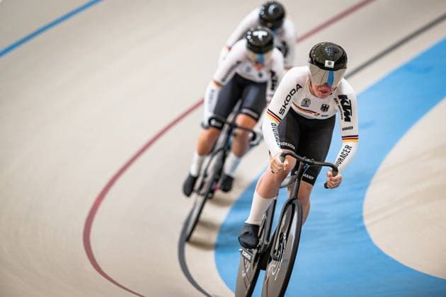GRABOSCH Pauline Sophie, FRIEDRICH Lea Sophie, PRÖPSTER Alessa Catriona UCI Track Cycling World Championships 2025 GRABOSCH Pauline Sophie FRIEDRICH Lea Sophie PRÖPSTER Alessa Catriona GER Germany Landscape horizontal Landscape Event Event UCI Track Cycling World Championships 2025 Category Category Cycling Track Cycling World Championships Elite Women Location Place South America Chile Santiago de Chile Velodromo Parque Penalolen Instituto Discipline Team Sprint Distance m Date Date 22 10 2025 Wednesday Day 1