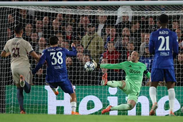 Chelsea FC v AFC Ajax - UEFA Champions League 2025 26 League Phase MD3 Marc Guiu of Chelsea scores 1st goal during the UEFA Champions League 2025 26 League Phase MD3 match between Chelsea FC and AFC Ajax at Stamford Bridge on October 22, 2025 in London, England. London Stamford Bridge England United Kingdom Copyright: xNealxSimpson Sportsphoto APLx 14139482