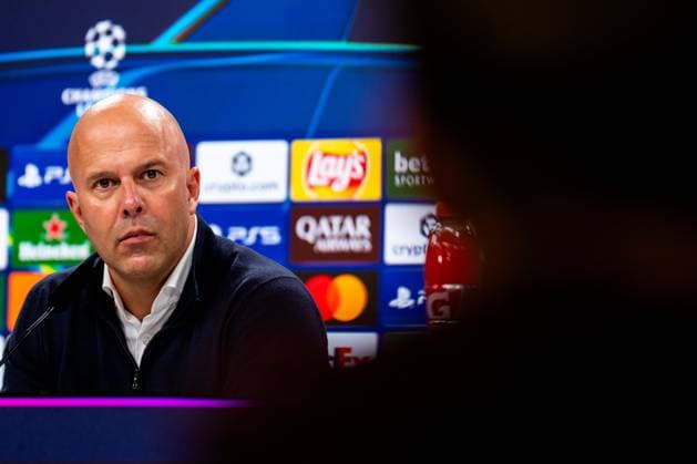 FRANKFURT AM MAIN, GERMANY - OCTOBER 22 Liverpool head coach Arne Slot attends a press conference, PK, Pressekonferenz after the UEFA Champions League 2025 26 League Phase MD3 match between Eintracht Frankfurt and Liverpool FC at Frankfurt Stadion on October 22, 2025 in Frankfurt am Main, Germany. (Photo by Rene Nijhuis) SPO  Copyright: xRenexNijhuis