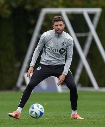 October 22, 2025, Vancouver, Bc, CANADA: Vancouver Whitecaps Thomas Muller participates in a drill during MLS, Fussball Herren, USA soccer practice, in Vancouver, on Wednesday, Oct. 22, 2025. The Whitecaps will start their post-season run Sunday when they begin a best-of-three first-round series against FC Dallas in Vancouver. Canada News - October 22, 2025  - ZUMAc35_ 20251022_zaf_c35_080 Copyright: xDarrylxDyckx