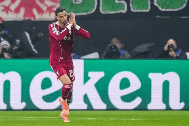 FRANKFURT AM MAIN, GERMANY - OCTOBER 22 Hugo Ekitike of Liverpool gestures towards the Eintracht Frankfurt supporters after scoring his team s first goal during the UEFA Champions League 2025 26 League Phase MD3 match between Eintracht Frankfurt and Liverpool FC at Frankfurt Stadion on October 22, 2025 in Frankfurt am Main, Germany. (Photo by Rene Nijhuis) SPO  Copyright: xRenexNijhuis
