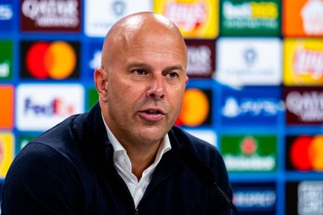 FRANKFURT AM MAIN, GERMANY - OCTOBER 22 Liverpool head coach Arne Slot attends a press conference, PK, Pressekonferenz after the UEFA Champions League 2025 26 League Phase MD3 match between Eintracht Frankfurt and Liverpool FC at Frankfurt Stadion on October 22, 2025 in Frankfurt am Main, Germany. (Photo by Rene Nijhuis) SPO  Copyright: xRenexNijhuis