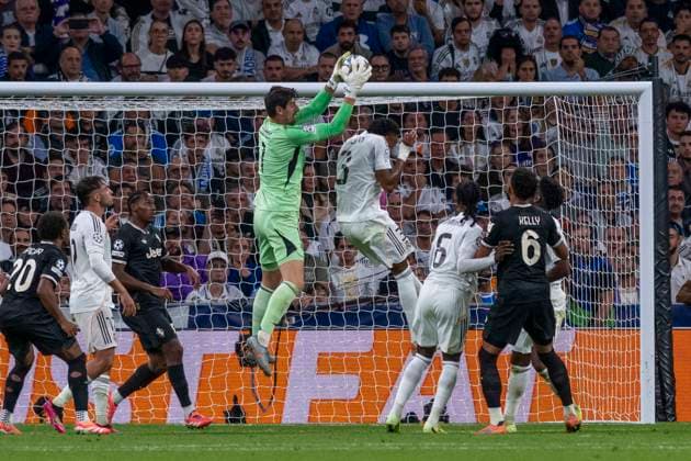 October 23, 2025, Madrid, Madrid, Spain: THIBAUT COURTOIS of Real Madrid CF in action during the match on the third day of the group stage of the 2025 26 UEFA Champions League between REAL MADRID C.F. vs JUVENTUS DE TURIN, played at the Santiago Bernabeu Stadium on October 22, 2025, in Madrid, Spain. Madrid Spain - ZUMA.F. 20251023_zsp_c312_131 Copyright: xOscarxManuelxSanchezx