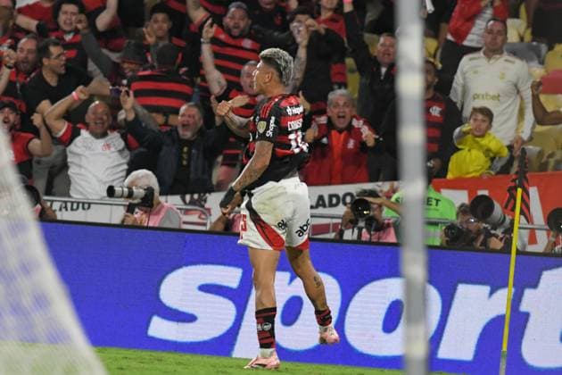 Flamengo and Racing in a game valid for the semifinals of the 2025 Libertadores rio de janeiro (rj), 10 22 2025 - libertadores flamengo racing rj - carrascal celebrates the goal during the match between flamengo and racing in a game valid for the semifinals of the 2025 libertadores, held at the maracana in rio de janeiro, this wednesday, october 22, 2025. (Foto: Clever Felix Thenews2 imago images) SPO  Copyright: xCleverxFelixx